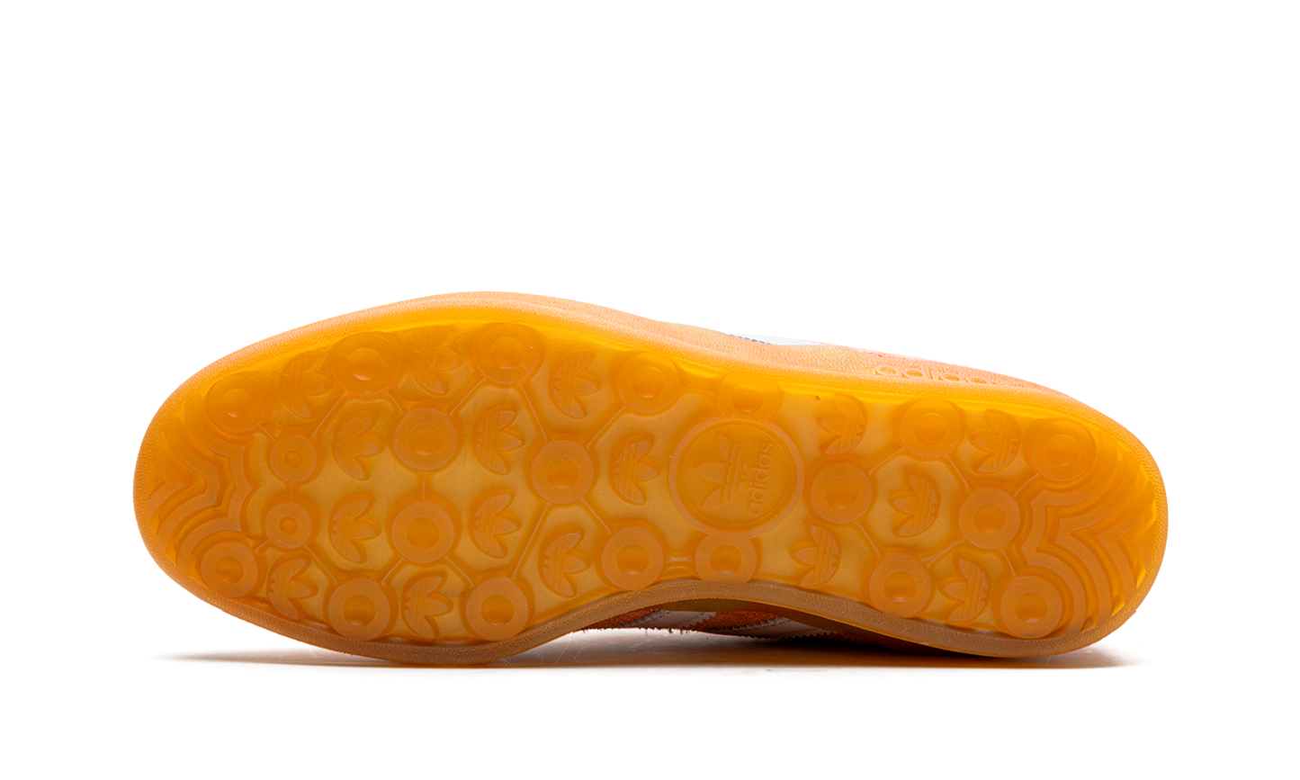 GAZELLE INDOOR WMNS "Wonder Clay" IE2946