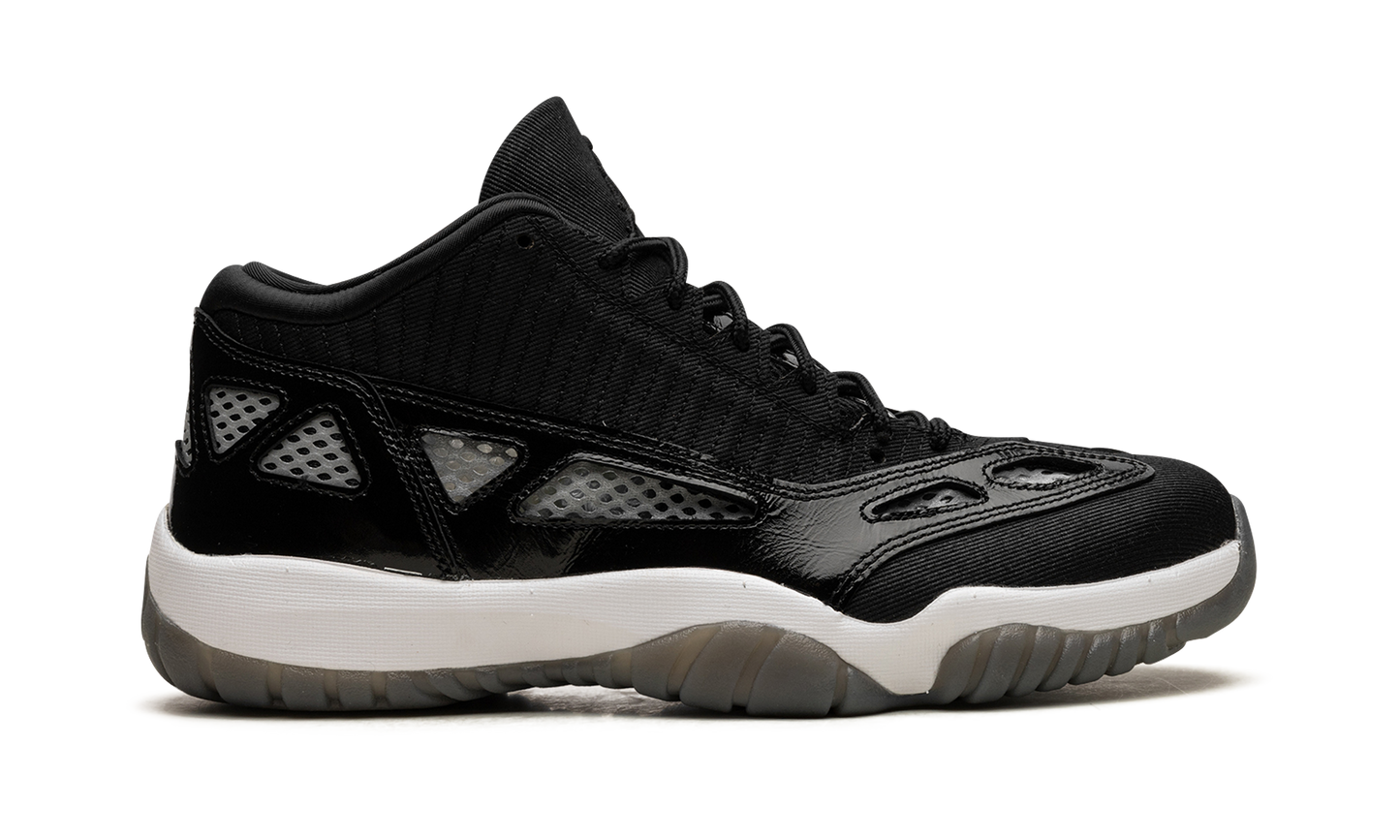 Air Jordan 11 Low IE "Black/White" 919712 001