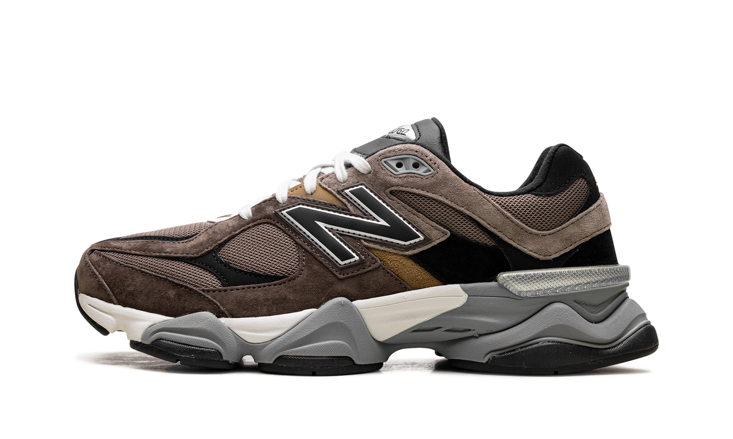 9060 "Dark Mushroom" U9060FMB