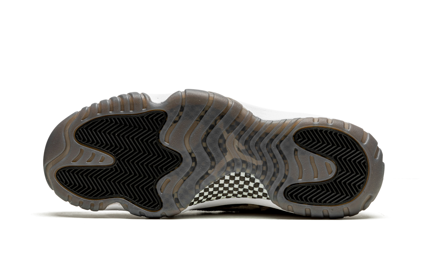 AIR JORDAN 11 WMNS "Animal Instinct" AR0715 010