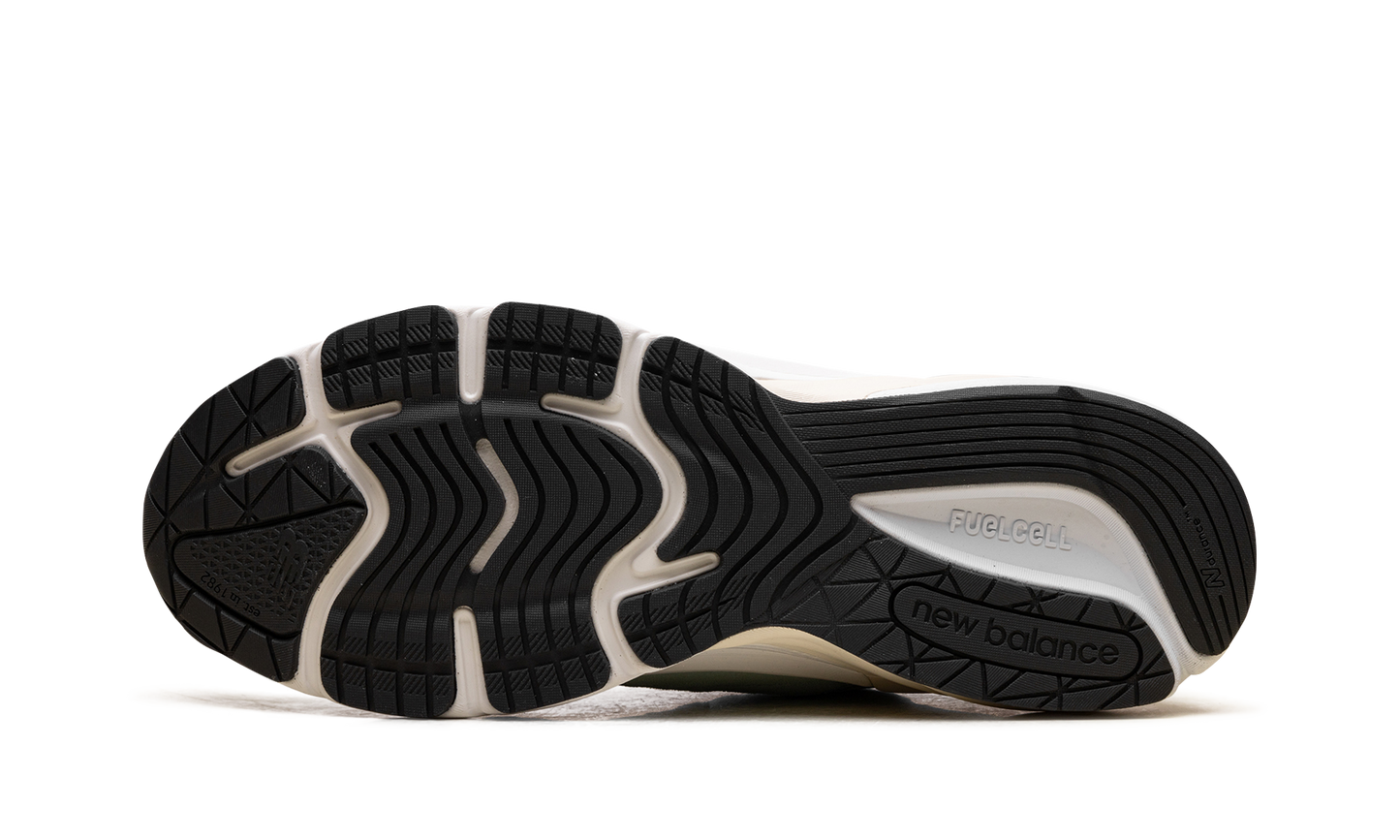 990v6 "Made in USA - Avocado" U990AB6