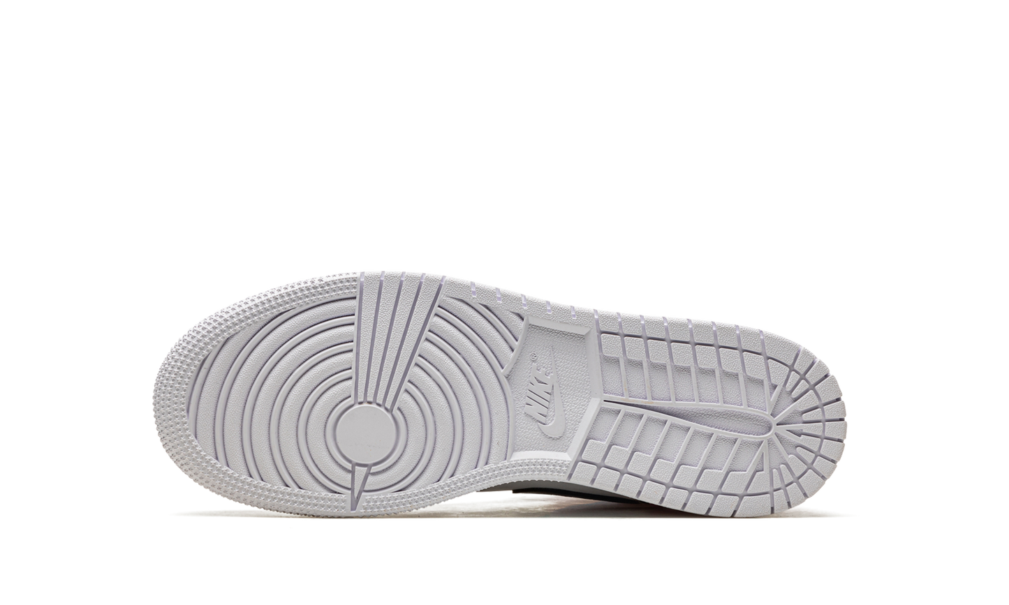 Air Jordan 1 Mid GS "Barely Grape" DQ8423 501