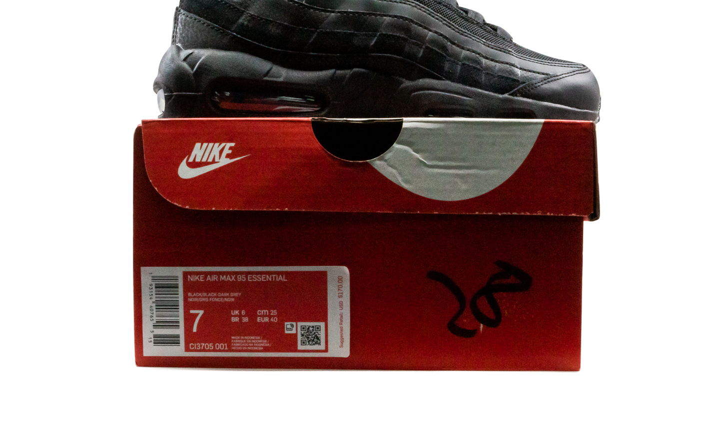 Air Max 95 Essential "Triple Black" CI3705 001