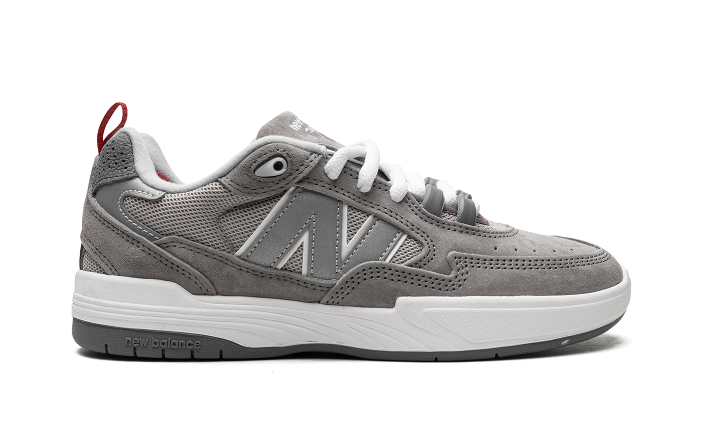 808 "Tiago Lemos - Grey Day"