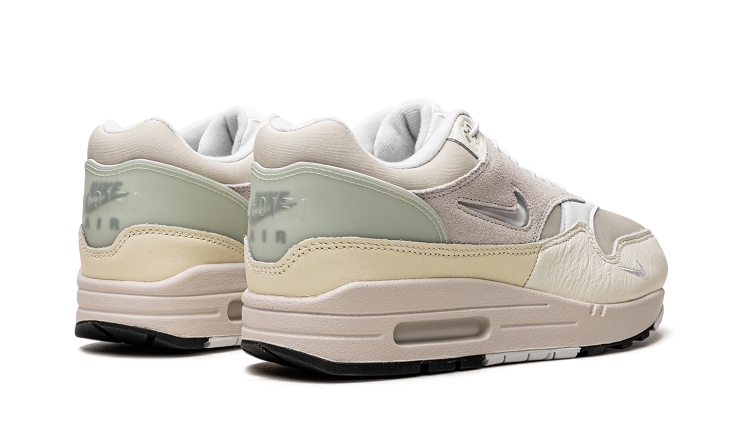 Air Max 1 "Hangul Day" DZ5317 121