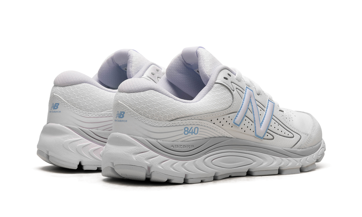 840 v3 WMNS "Carolina Blue"