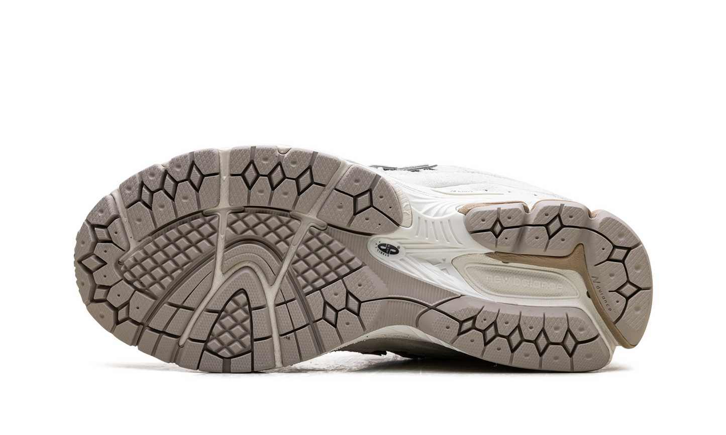 2002R "Quilted" M2002RPD