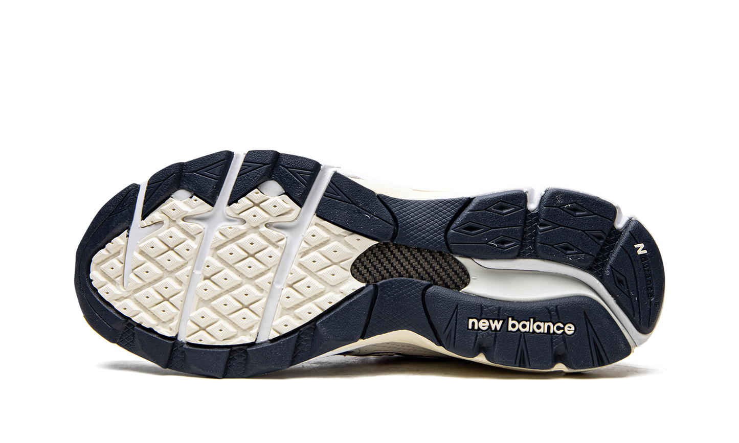 990 v3 "Kith Daytona" M990KH3