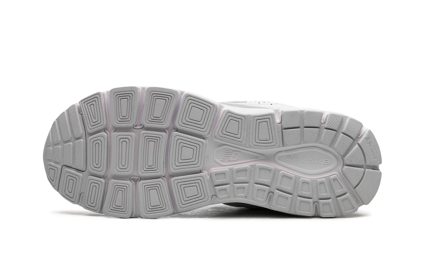 840 v3 WMNS "Carolina Blue"