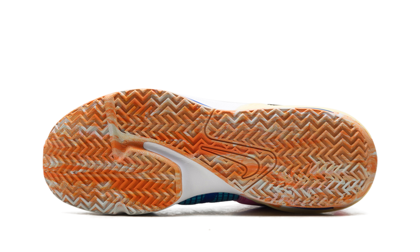 LeBron Witness 7 "Hyper Royal" DM1123 400