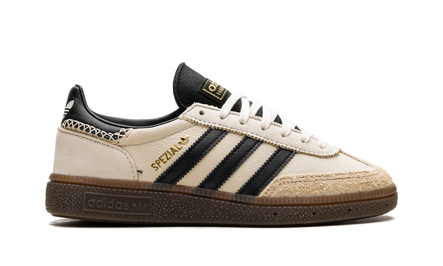 Handball Spezial WMNS "Wonder White Black" IE3698