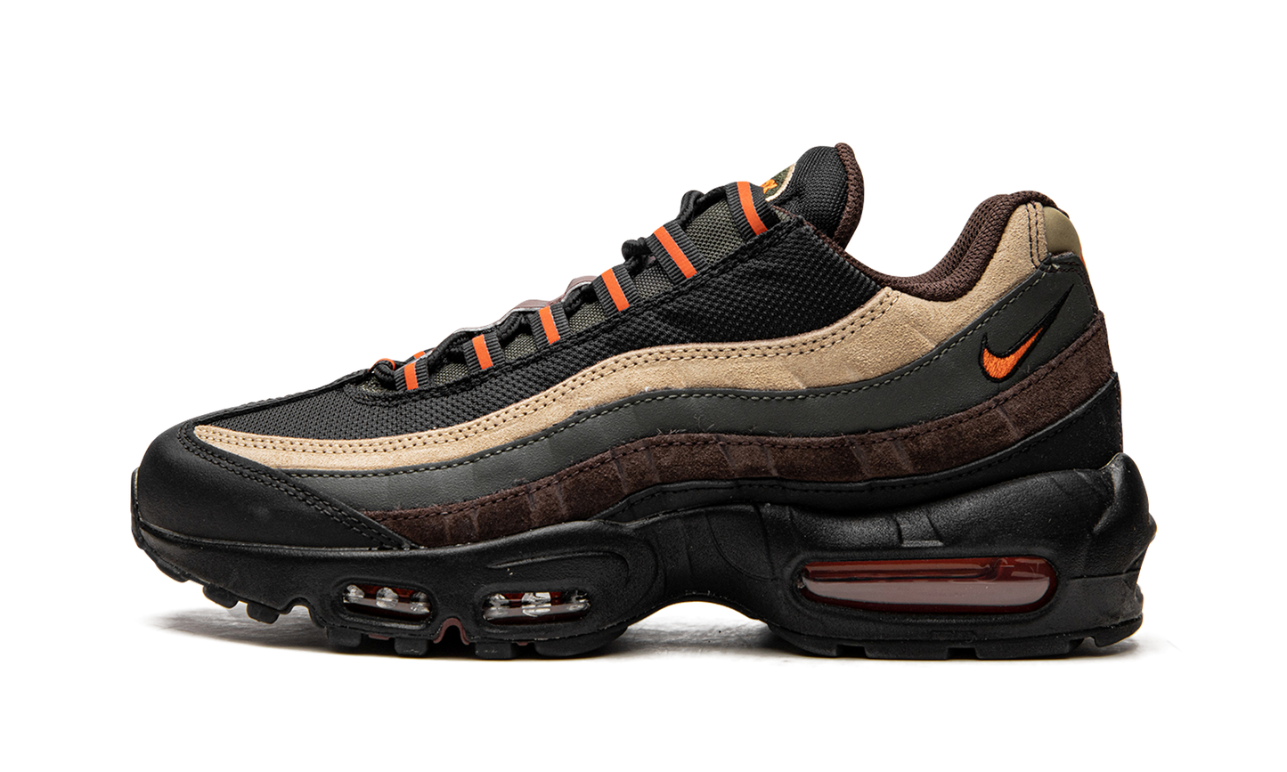 Air Max 95 "Dark Army" DH4754 300