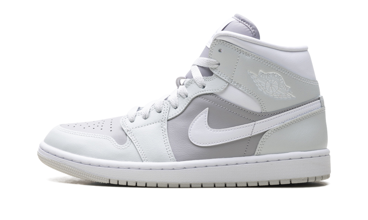 Air Jordan 1 Mid WMNS "Photon Dust Atmosphere Grey" BQ6472 008