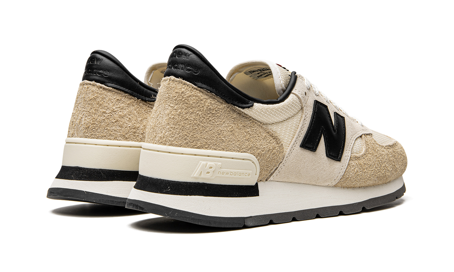 990 V1 "Teddy Santis - Macadamia Nut" M990AD1
