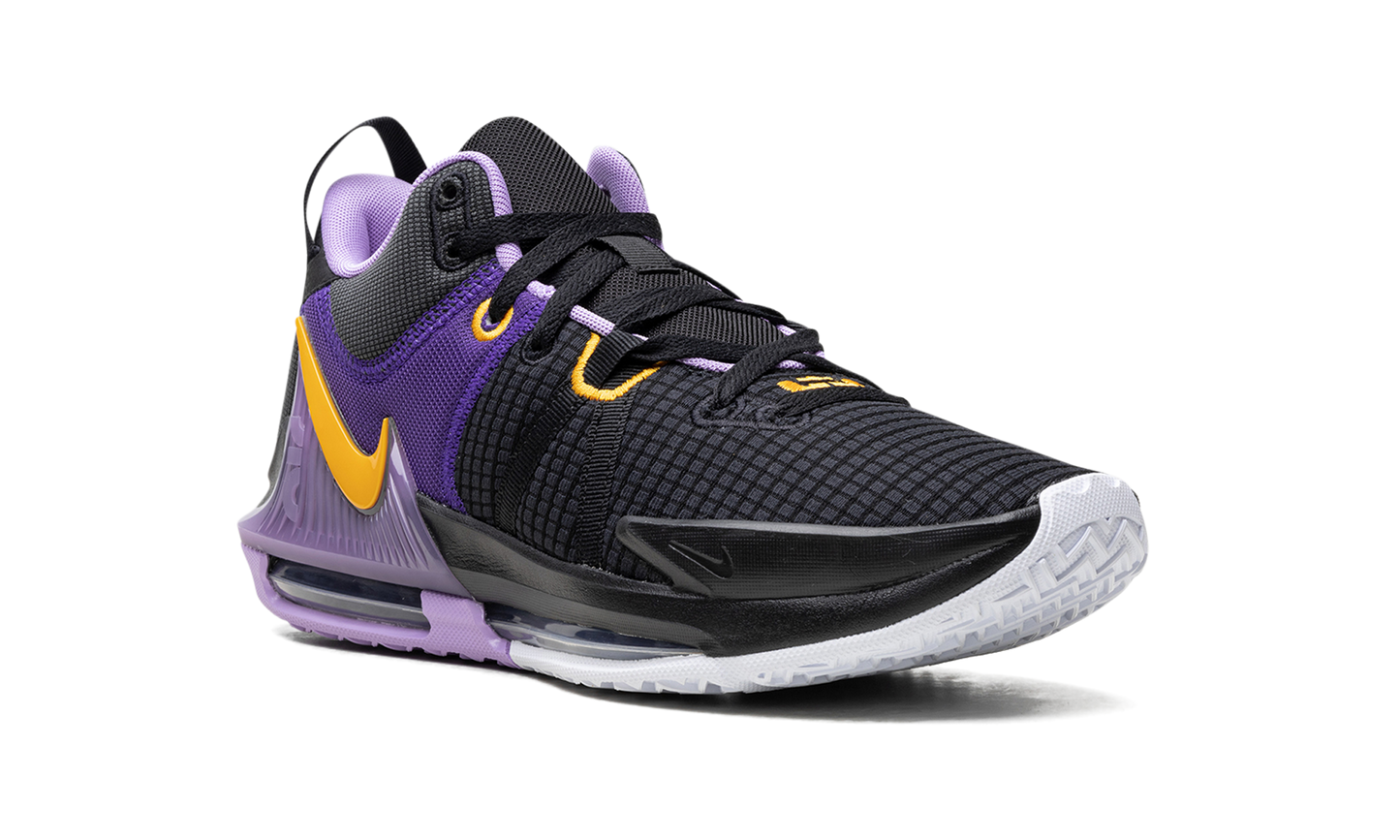 LeBron Witness VII "Lakers" DM1123 002