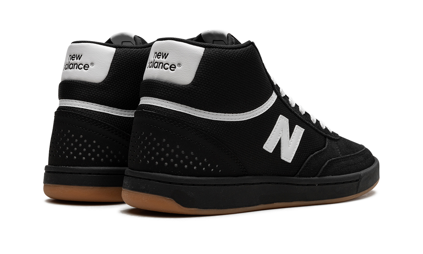 Numeric 440 "Black White Gum" NM440HLG