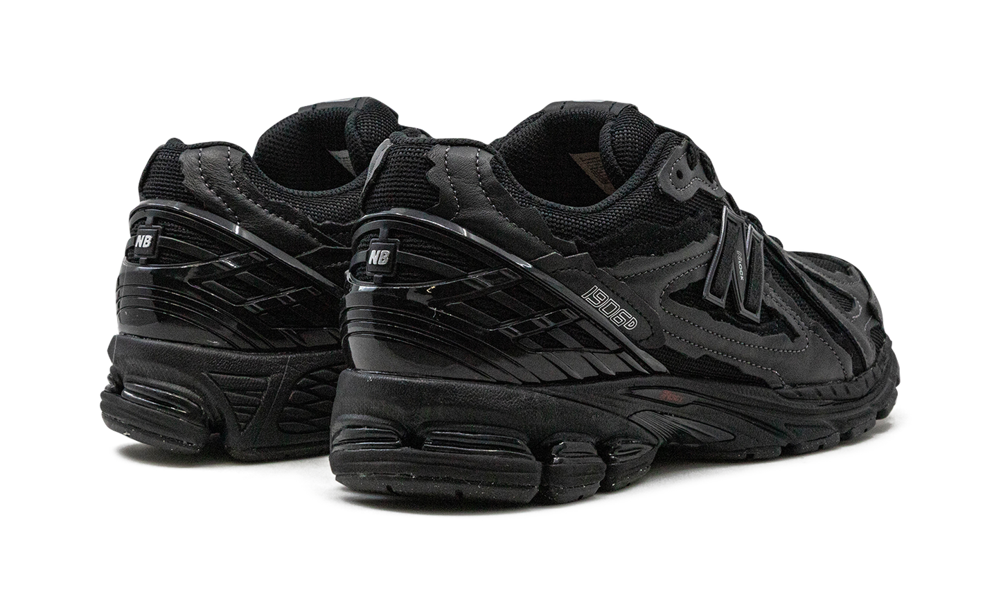 1906R "Protection Pack" M1906DF