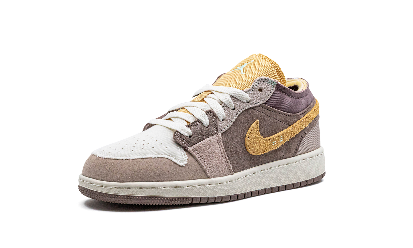 Jordan 1 Low SE Craft GS "Taupe Haze" DZ4465 200