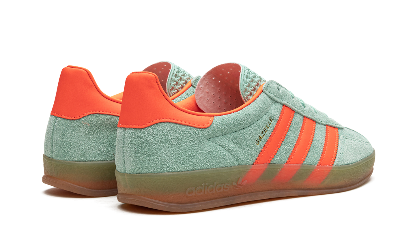 GAZELLE INDOOR WMNS "Pulse Mint" HQ8714