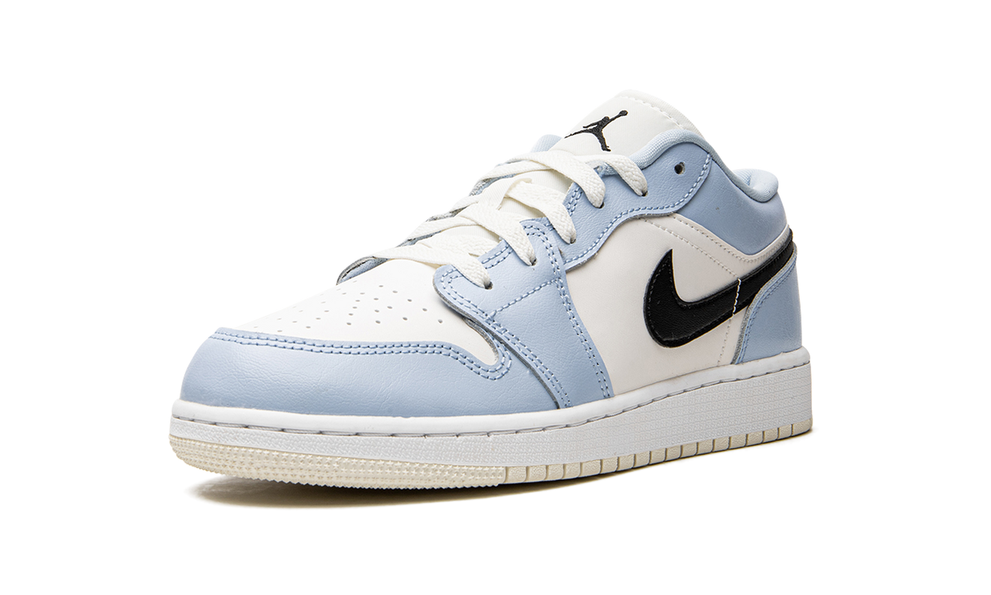 Air Jordan 1 Low GS "Ice Blue" 554723 401