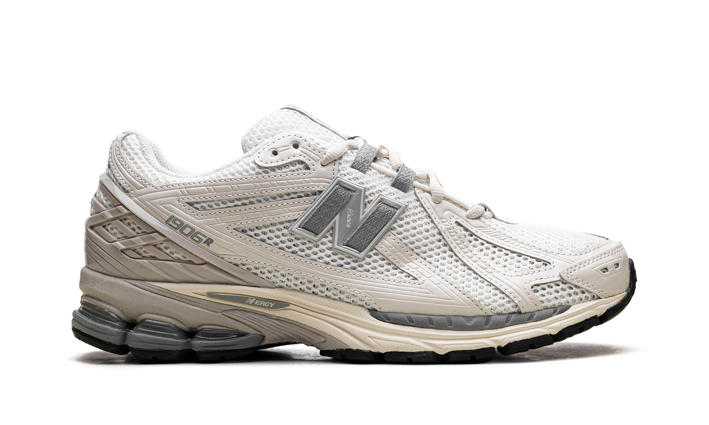 1906R "Beige Grey" M1906RFI