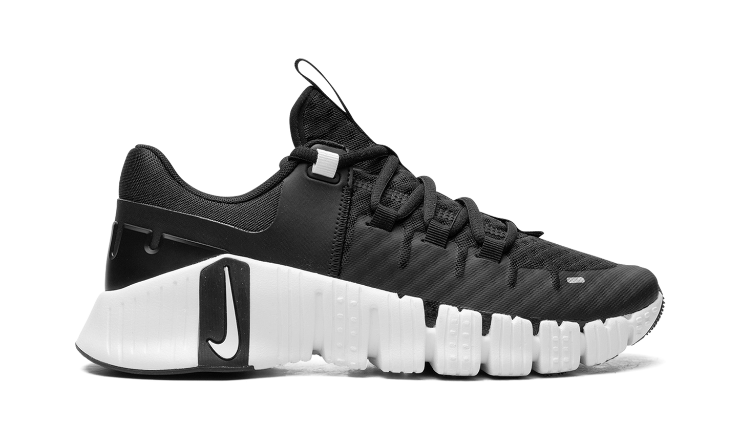 Free Metcon 5 TB "Black White" FN6616 002