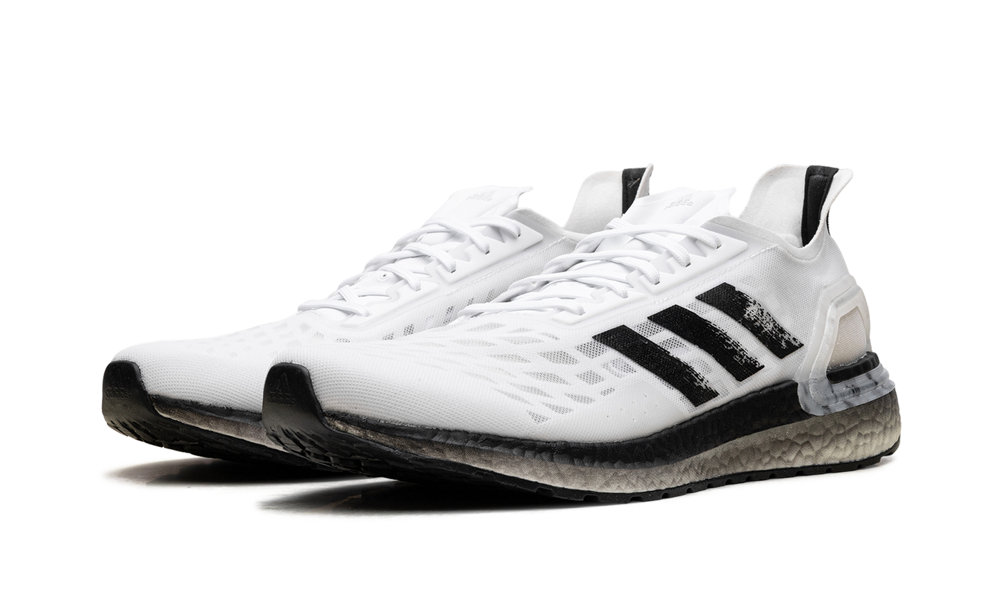 UltraBOOST PB EG0424