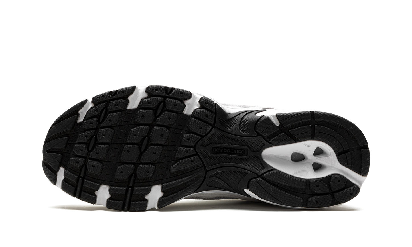 530 "Grey Matter" MR530CB