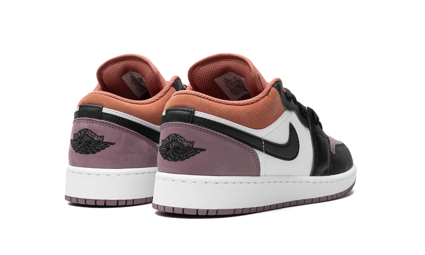 Air Jordan 1 Low SE GS "Sky J Mauve" FB9908 102