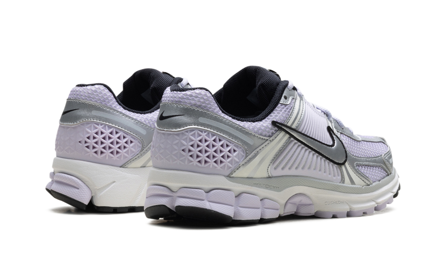 Zoom Vomero 5 WMNS "Barely Grape Photon Dust Summit White Metallic Silver" IB7253 500