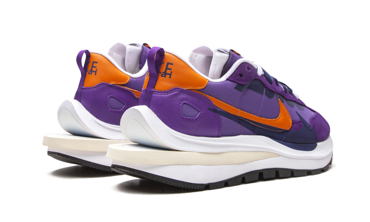 VaporWaffle "Sacai - Dark Iris" DD1875 500