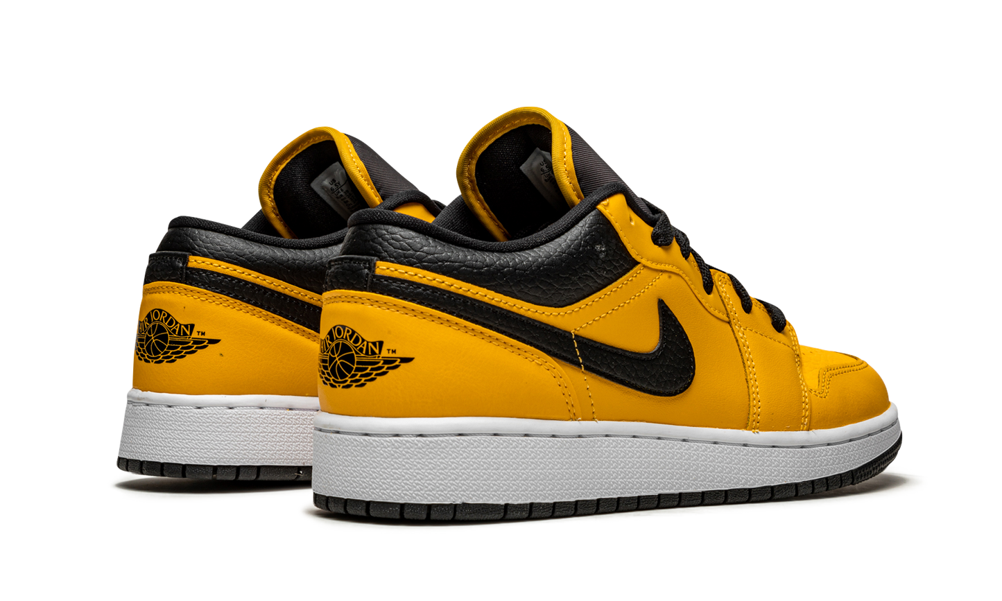 Air Jordan 1 Low GS "University Gold / Black" 553560 700