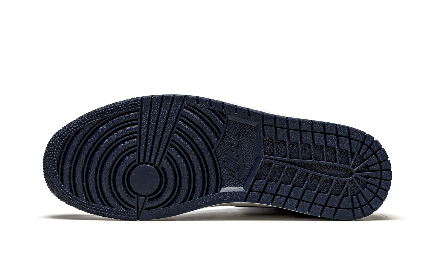 Air Jordan 1 High "UNC PE" 555088 950979