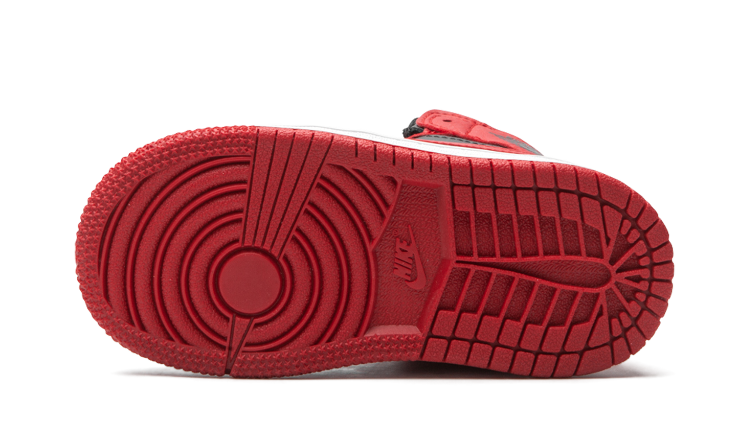 Air Jordan 1 Mid TD "Banned 2020" 640735 074