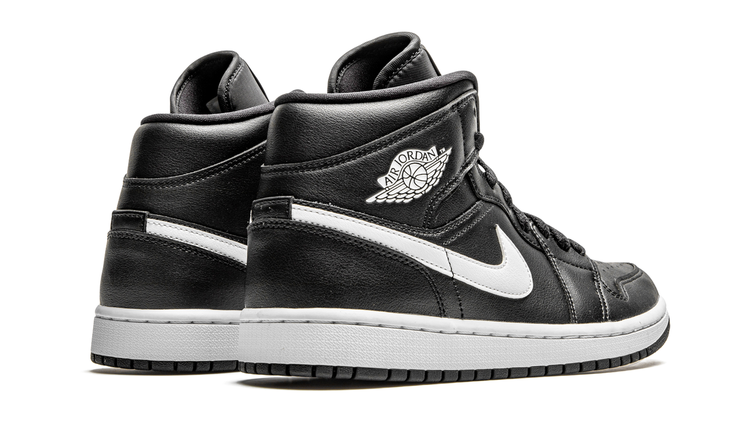 AIR JORDAN 1 MID WMNS "Black / White" BQ6472 011
