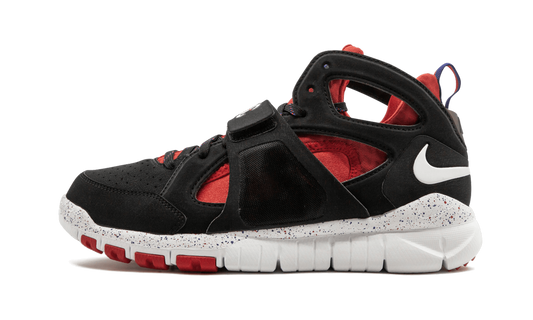 Huarache Free Shield "BLACK/RED" 559599 016