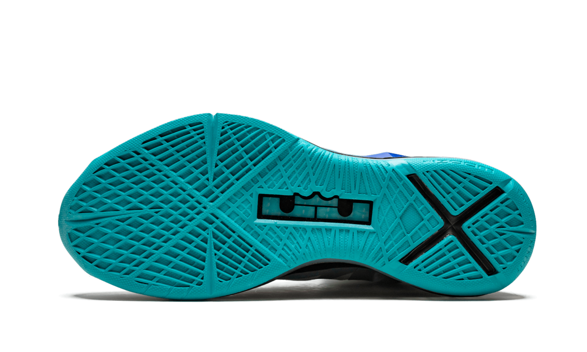 Lebron 10 "Re-Entry - Pure Platinum"