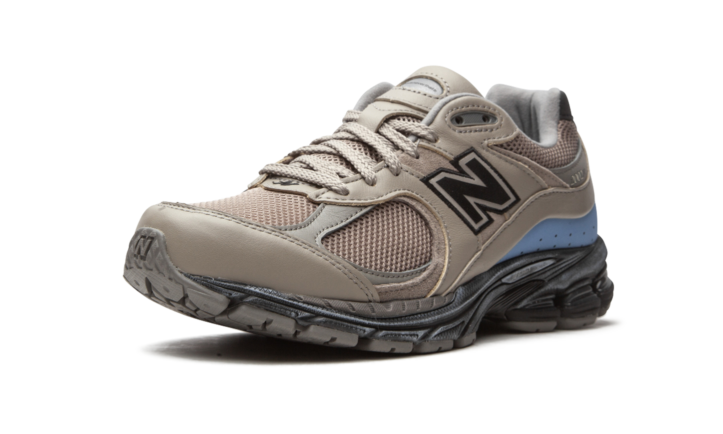 2002R "thisisneverthat" ML2002RN