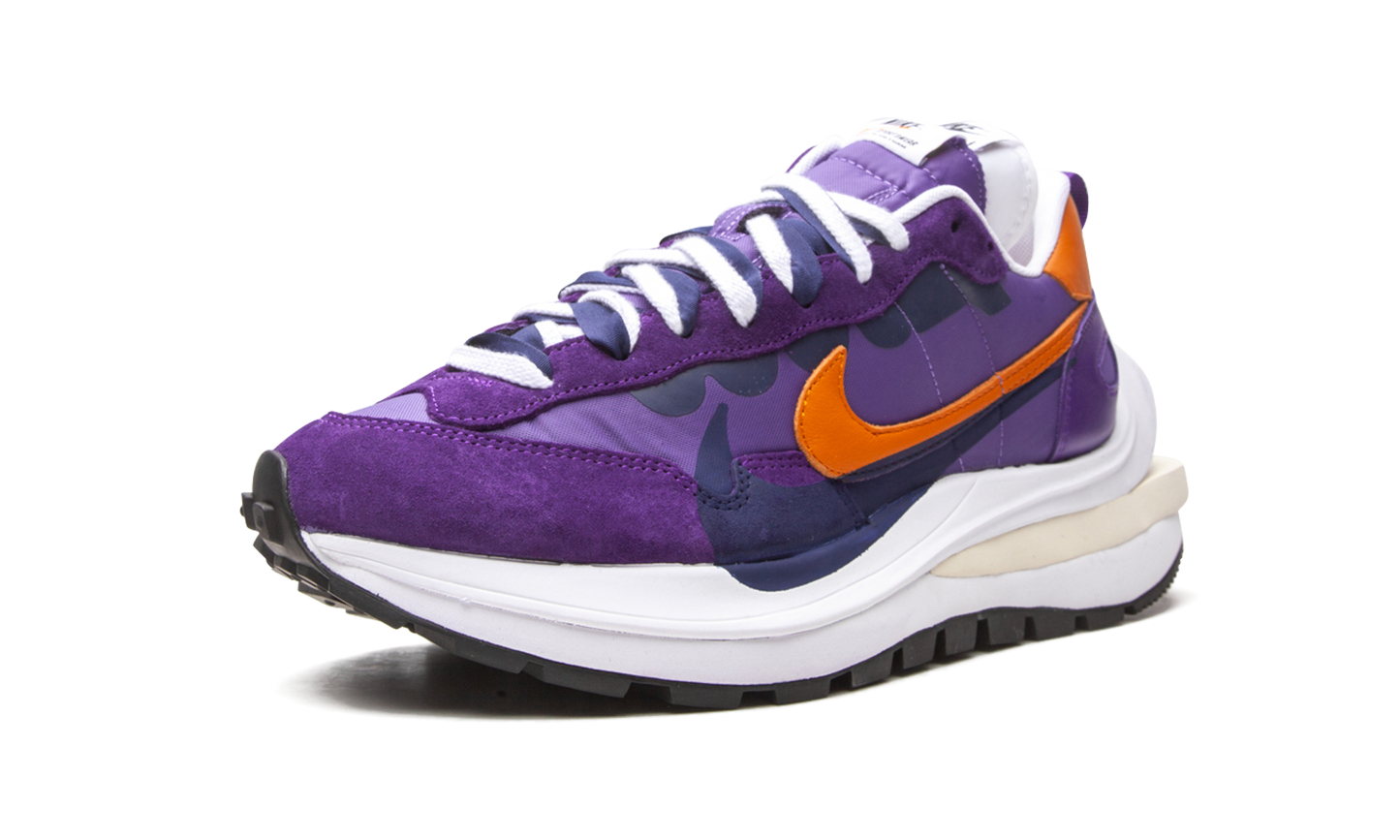 VaporWaffle "Sacai - Dark Iris" DD1875 500