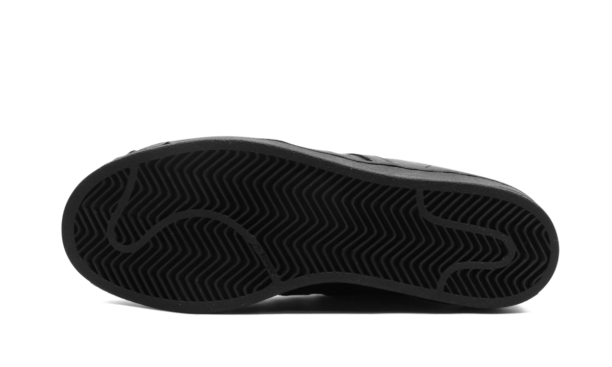 Superstar Foundation "Core Black" AF5666