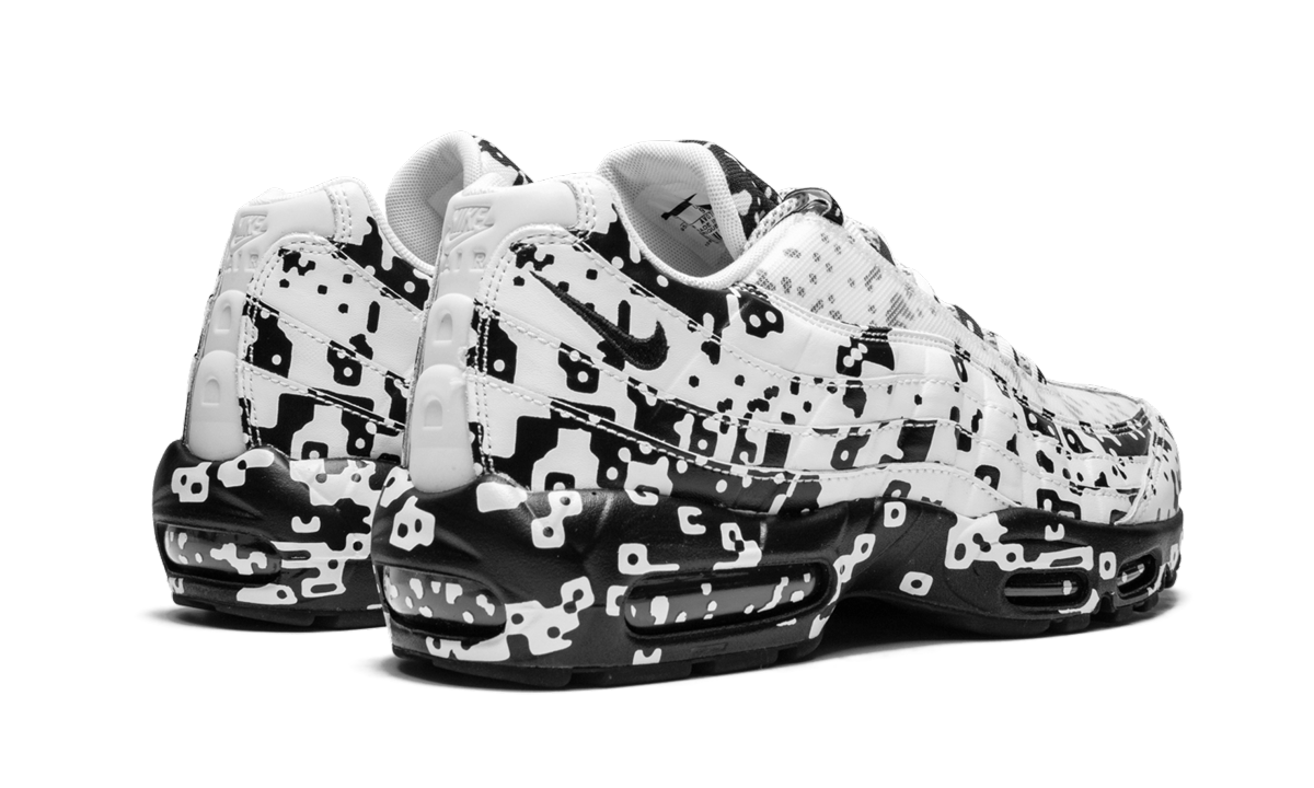 Air Max 95 / C.E. "Cav Empt" AV0765 100