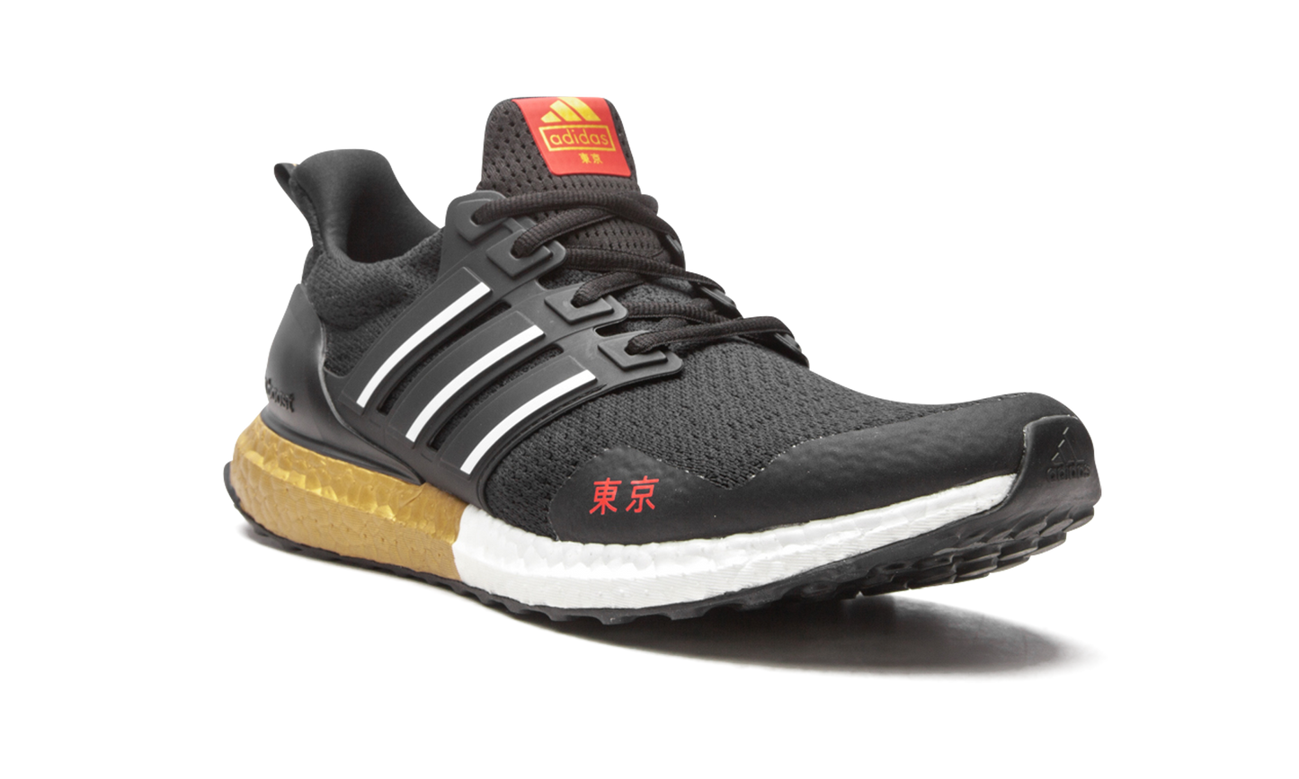 UltraBoost DNA "Tokyo"