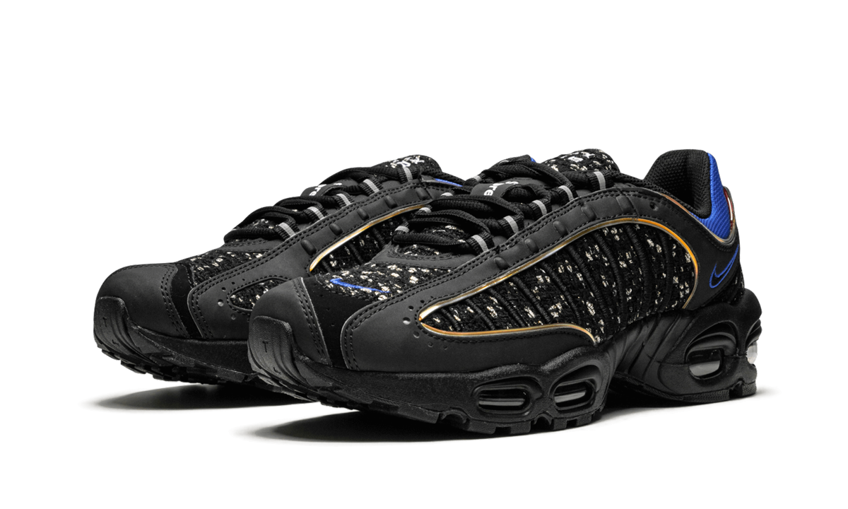 Air Max Tailwind 4 / S "Supreme - Black"