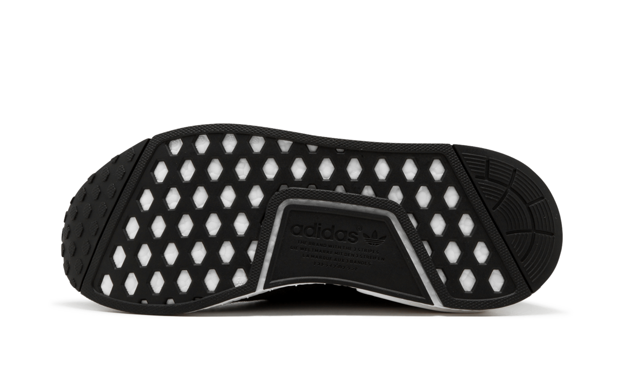 NMD_R2 S.E. "A Ma Maniére x Invincible"