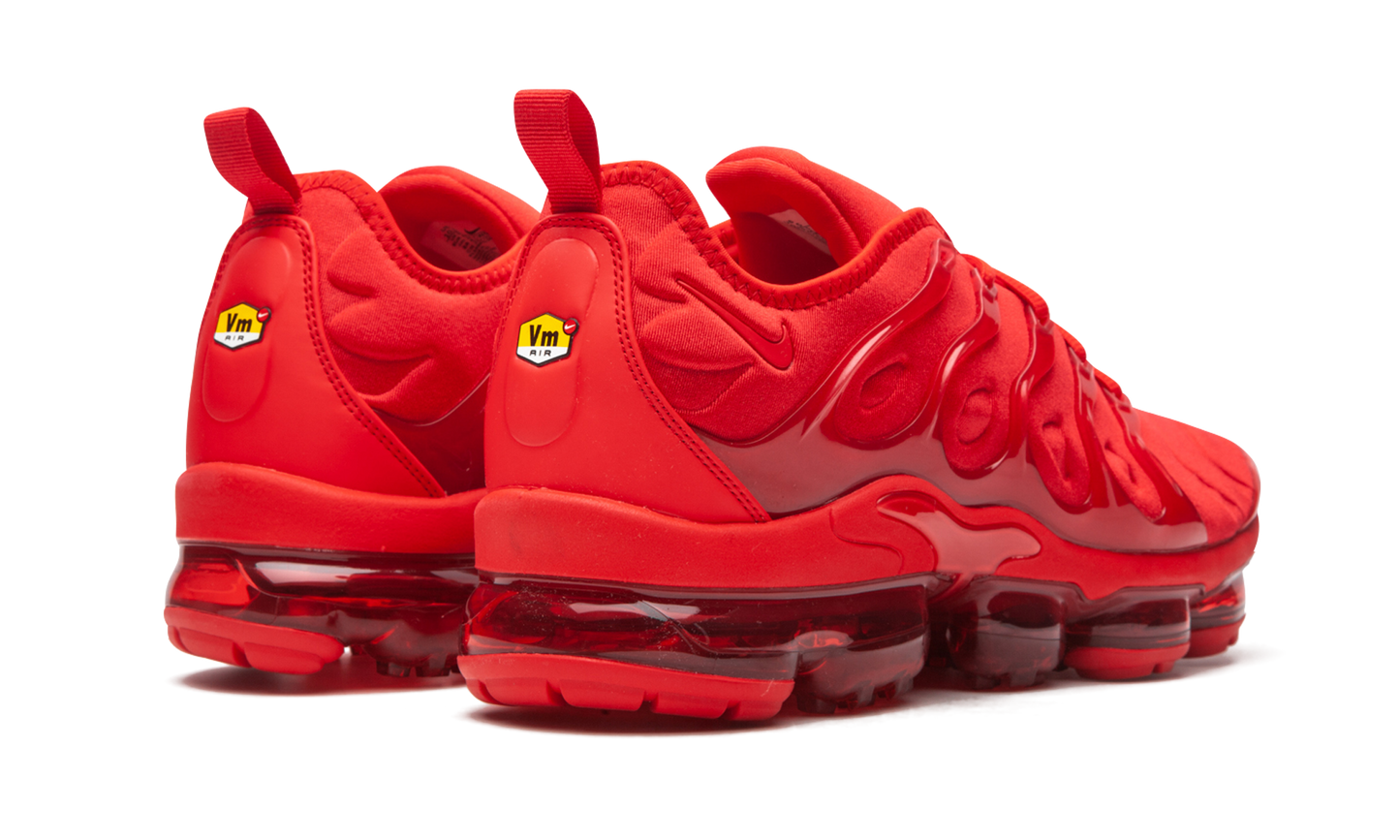 Air VaporMax Plus "TRIPLE RED" CW6973 600