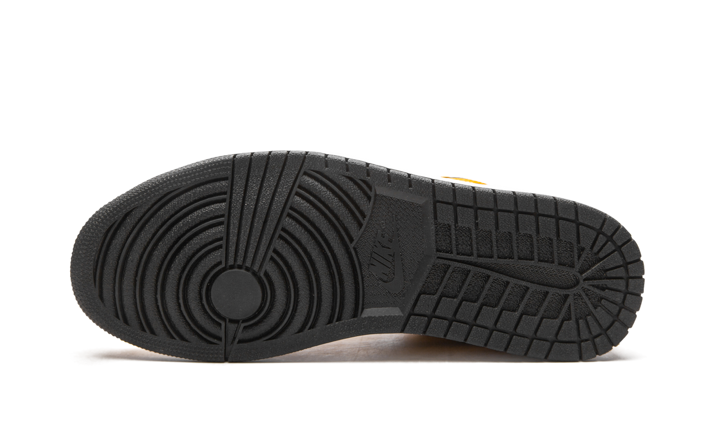 Air Jordan 1 Low "University Gold / Black" 553558 700