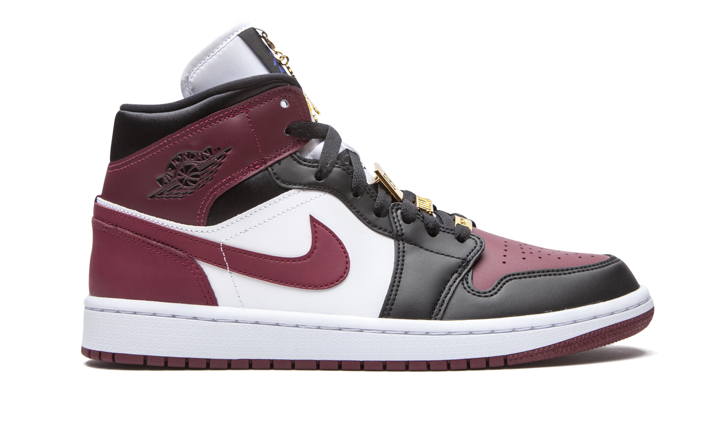 AIR JORDAN 1 MID SE WMNS "Gold Pendants" CZ4385 016