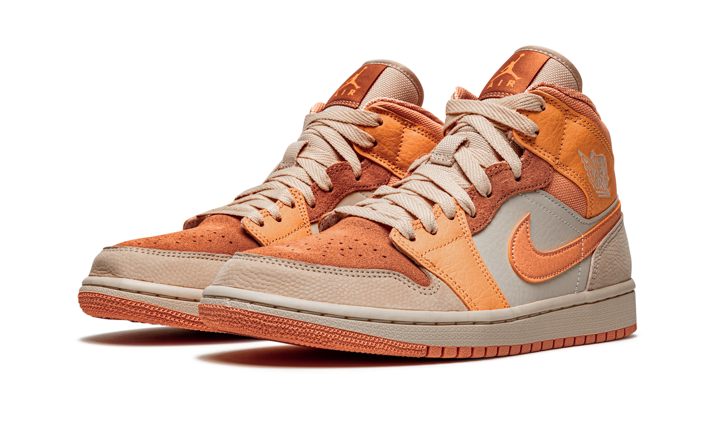 AIR JORDAN 1 MID WMNS "Apricot" DH4270 800