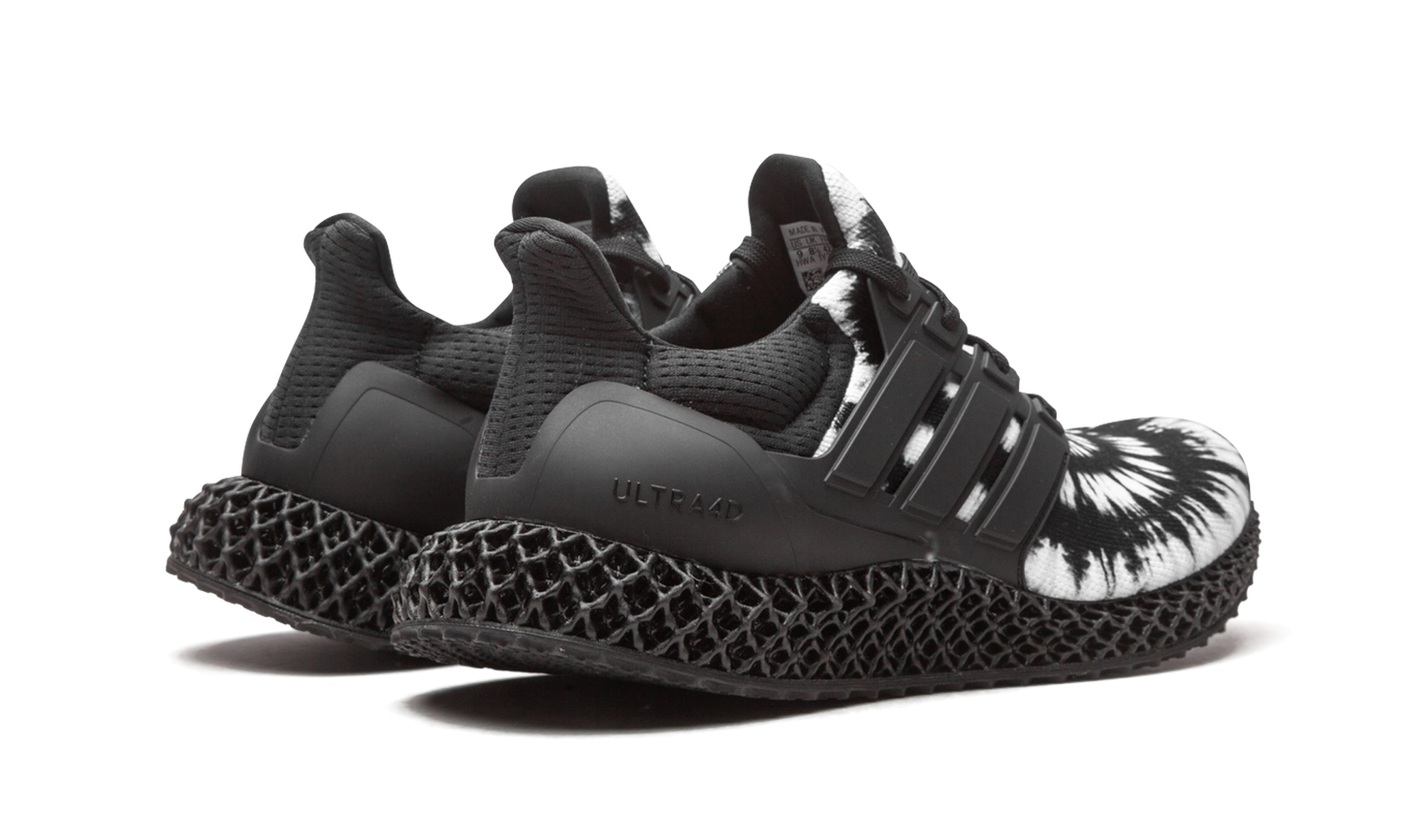 Ultra 4D "Nice Kicks - Tie-Dye"