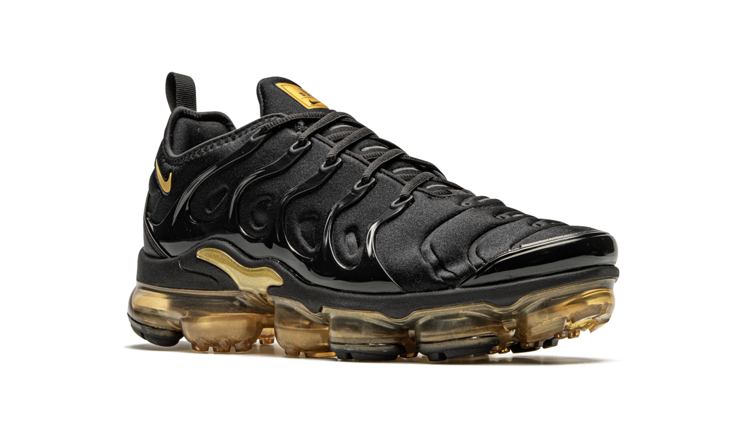 Air VaporMax Plus "Black / Gold"